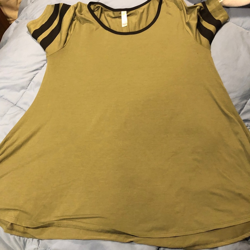 Washed but not worn Perfect T